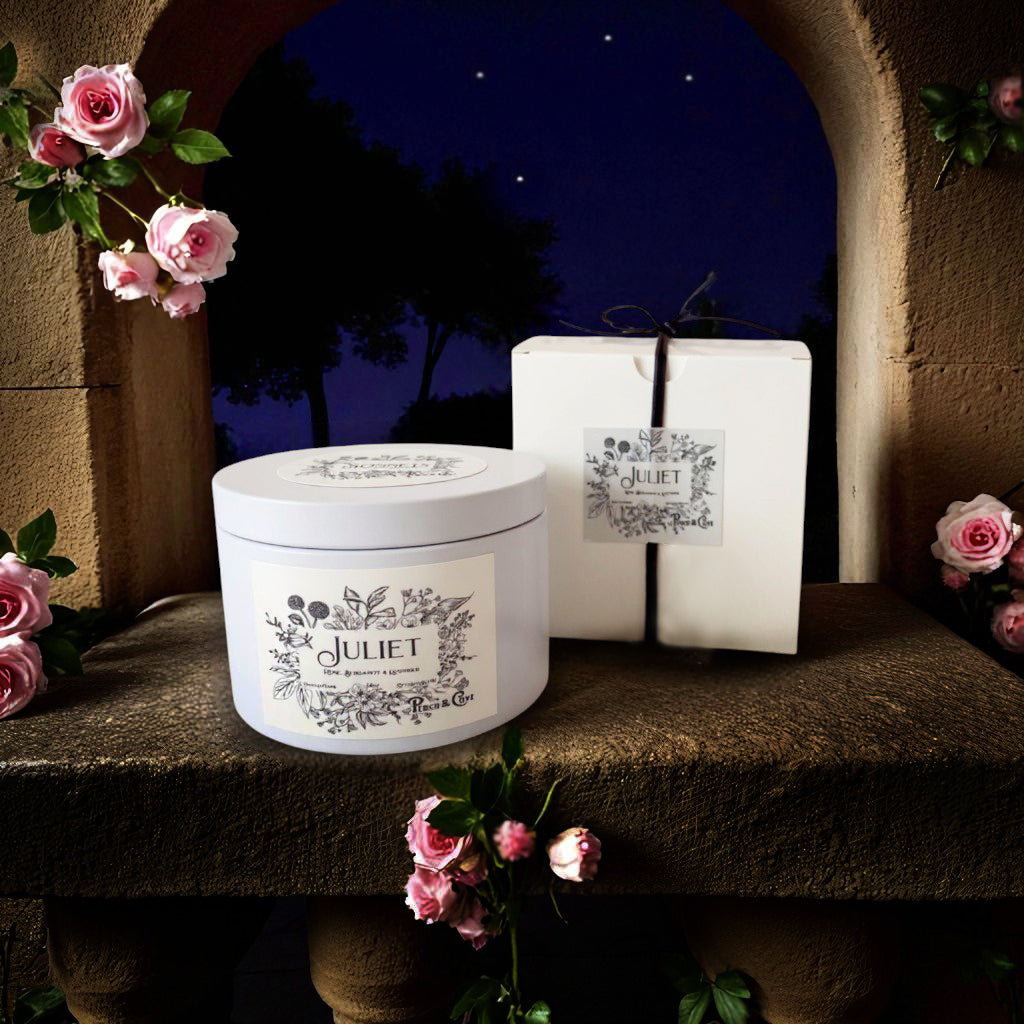 Juliet rose-scented candle inspired by Shakespeare with scents of English rose, bergamot, tea, lavender
